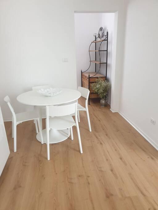 Piazza Garibaldi Eleganti Suite Con Sauna Udine Extérieur photo