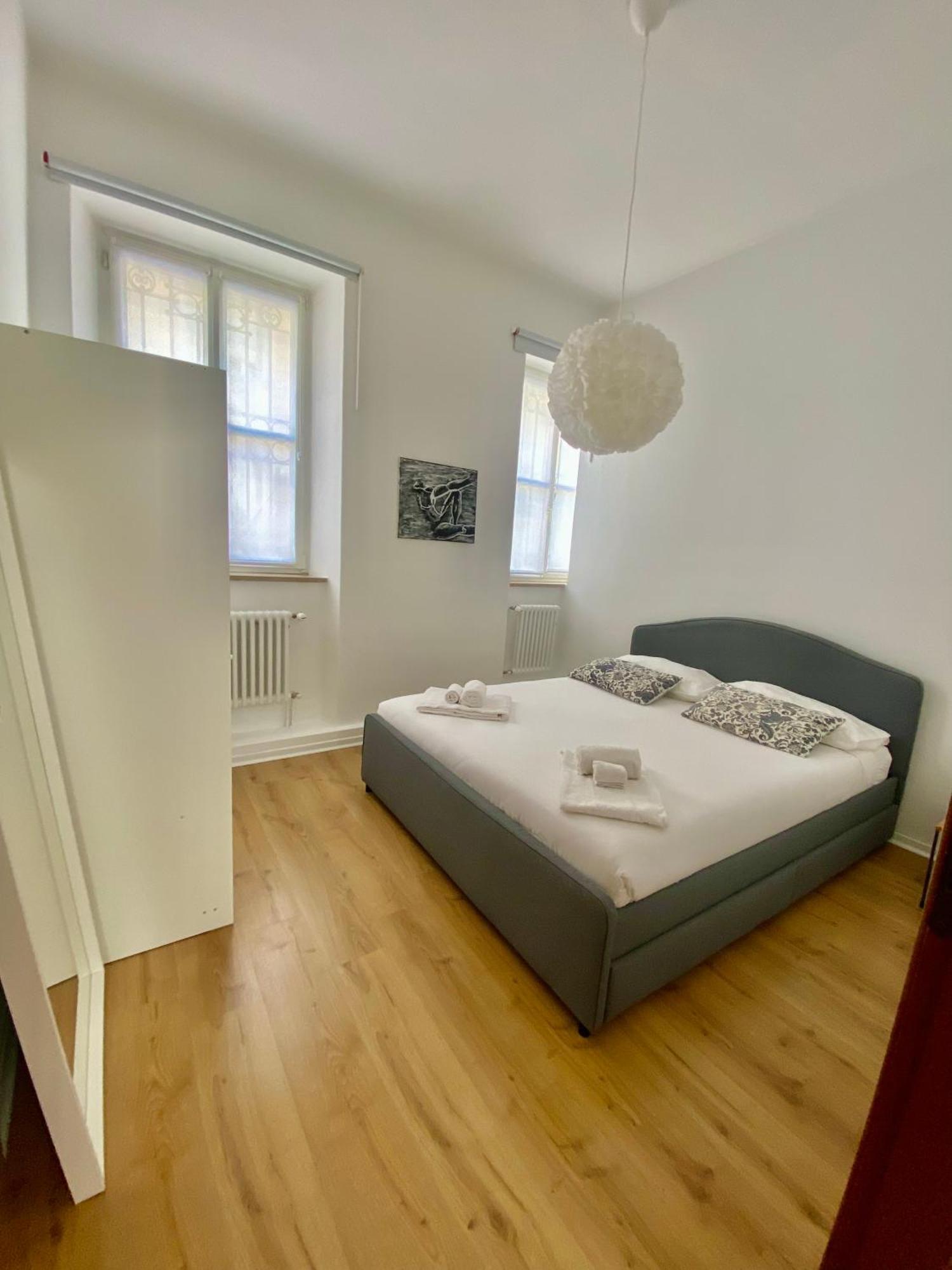 Piazza Garibaldi Eleganti Suite Con Sauna Udine Extérieur photo
