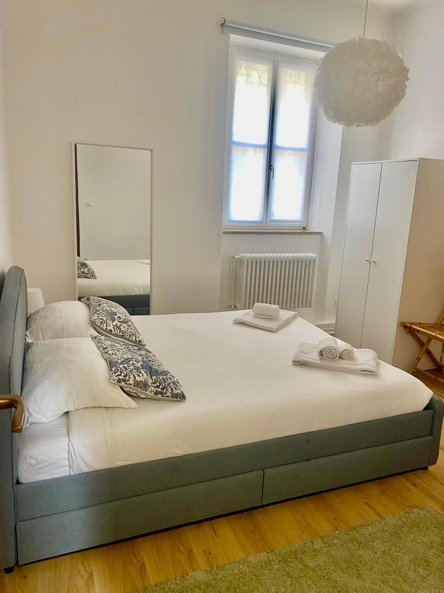 Piazza Garibaldi Eleganti Suite Con Sauna Udine Extérieur photo
